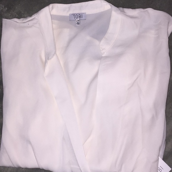 White Tobi Plunge Top! Offers are welcome! - Picture 2 of 3